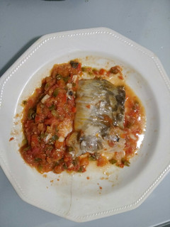 Una foto de Bacalao con pisto