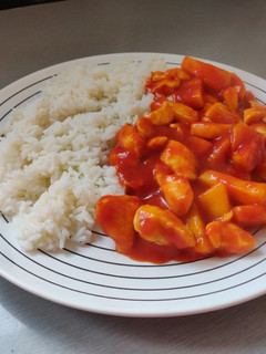 Una foto de Pollo en salsa agridulce con piña