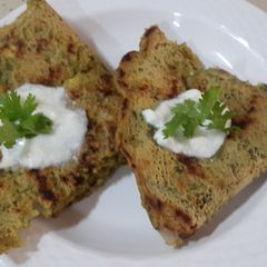 A picture of Multigrain Thalipeeth of Leftover chapattis.