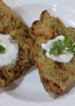 A picture of Multigrain Thalipeeth of Leftover chapattis.