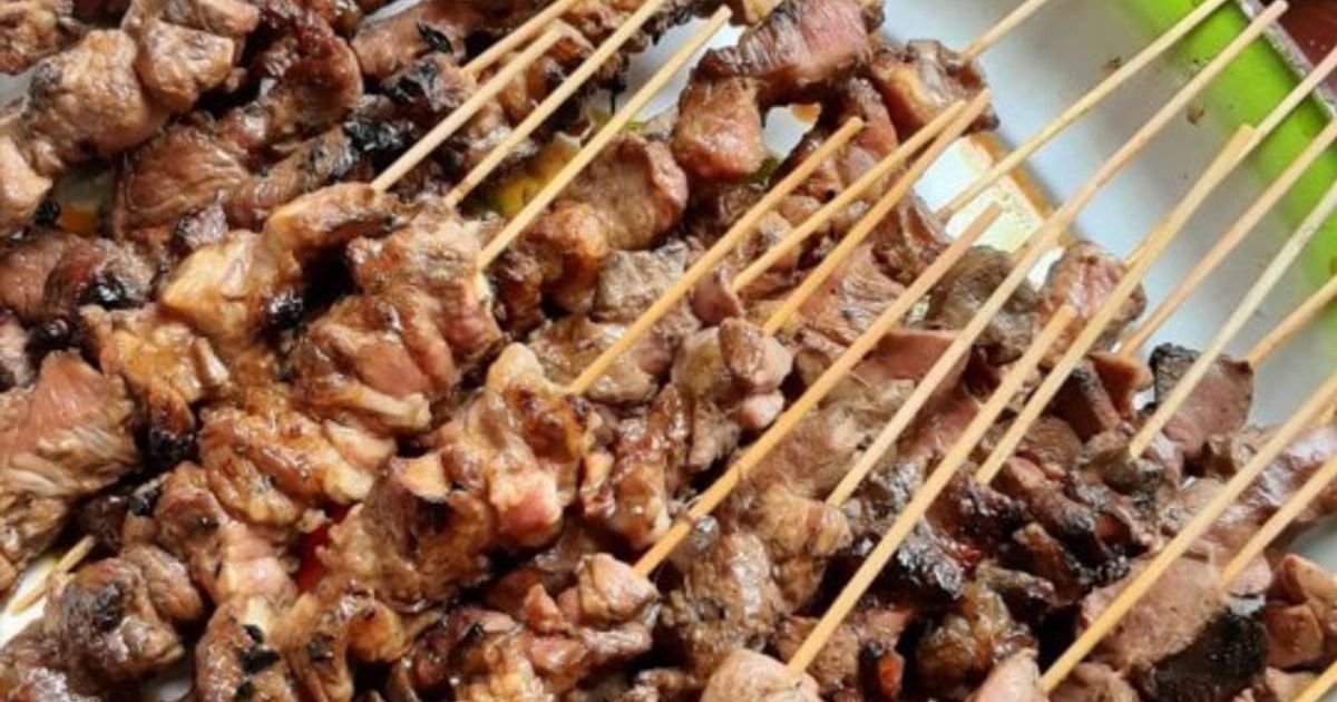 Sate kambing muda