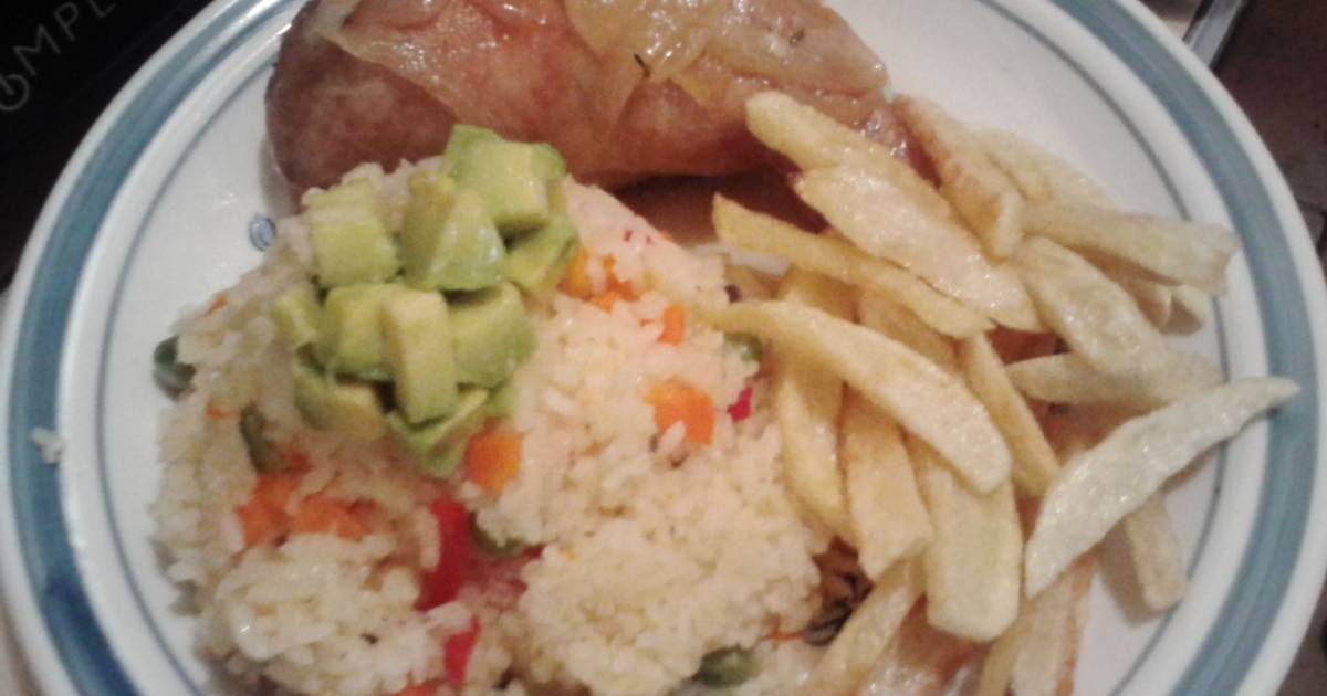 Pernil de pollo relleno y arroz a la jardinera Receta de cygholaquehace-  Cookpad