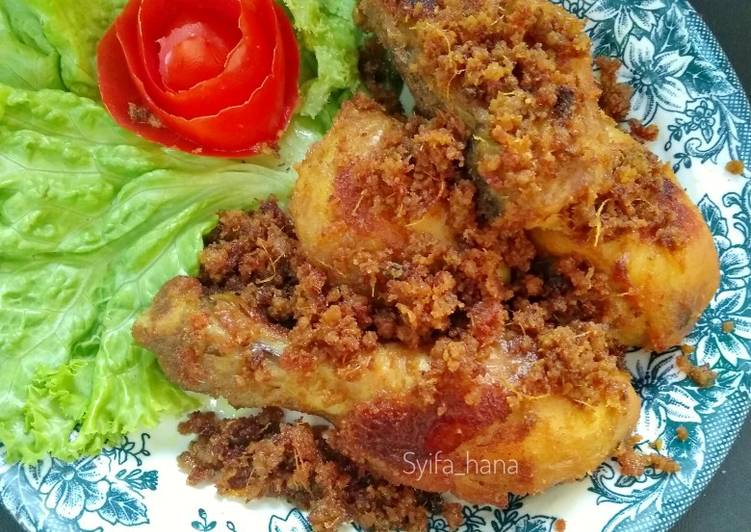 Ayam Goreng Kemiri