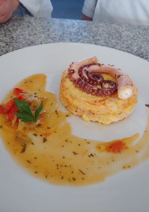 Una foto de Pulpo a la gallega🐙🐙