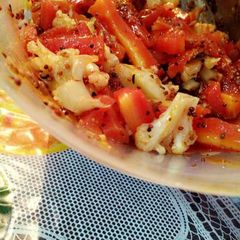 A picture of Mom's  gobi gajar Achar.
