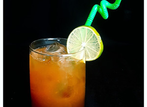 A picture of Thai Lime Iced Tea.