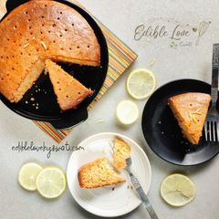 A picture of Eggless Lemon Soaked cake.
