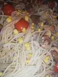 Spaghetti salteado con verduras y pollo teriyaki