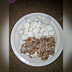 A picture of Boiled yam and scrambled egg.