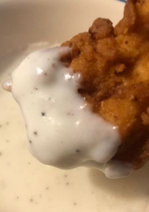 A picture of White Country Gravy.