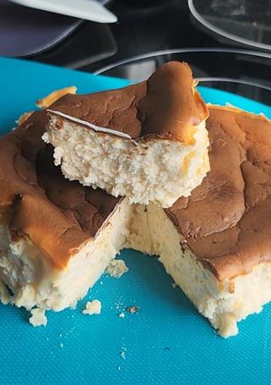 รูปของ ชีสเค้กหน้าไหม้ คีโต Basque Burnt Cheesecake Keto