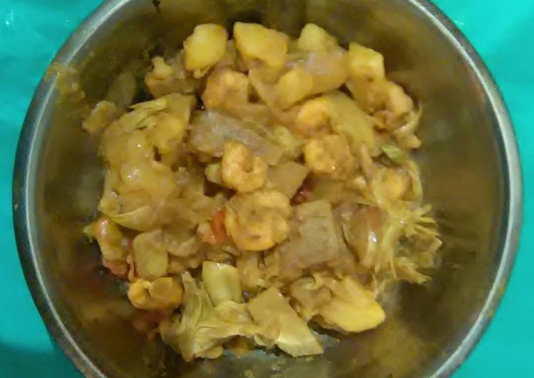 Jackfruit prawn curry