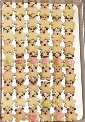 A picture of Kawaii Bear Cookies.