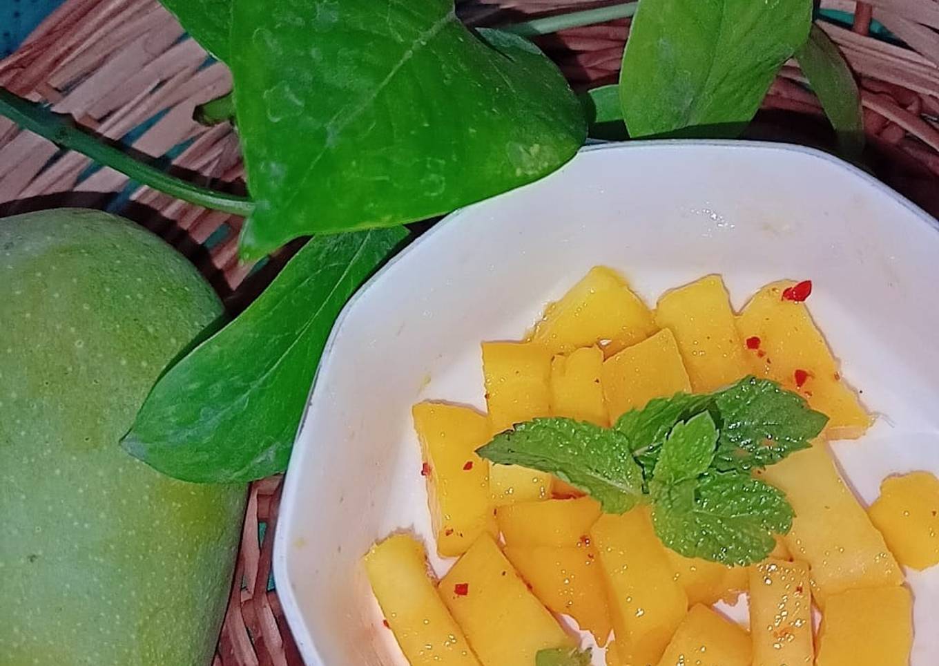Mango salsa