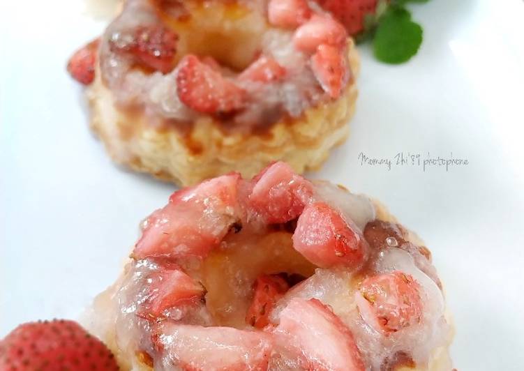 Strawberry Puff Pastry Donuts