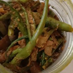 A picture of Green chilli Pickle.