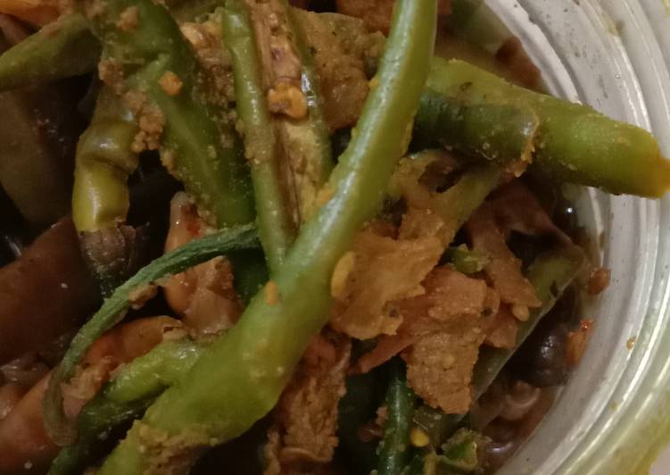 Simple Way to Make Award-winning Green chilli Pickle