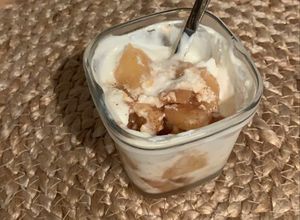 Une photo de Yaourt façon tarte tatin à la multidelice. #cuisinonspourelles