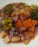 Sopa de verduras multicolor