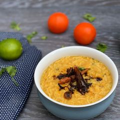 A picture of Dal Khichdi ข้าวต้มอินเดีย.