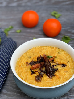 A picture of Dal Khichdi ข้าวต้มอินเดีย.