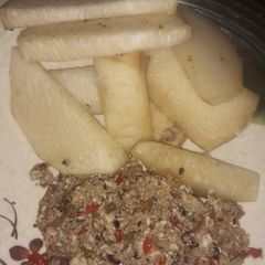 A picture of Fried yam with egg sources.