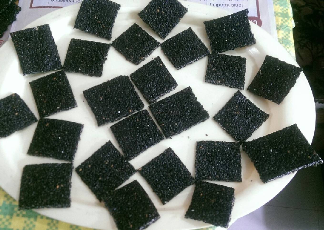 Black Til Chikki