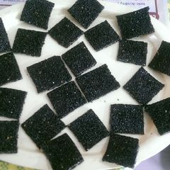 A picture of Black Til Chikki.