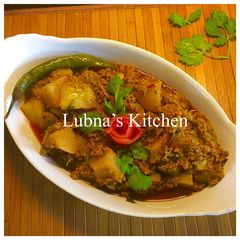 A picture of Mince meat (lamb/ beef) and Potato Curry (Aloo Keema).