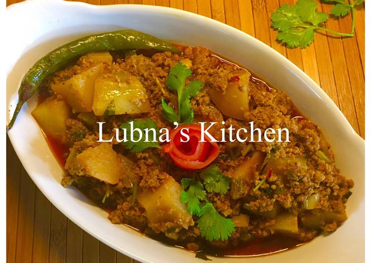 How to Prepare Recipe of Mincemeat (lamb/ beef) and Potato Curry (Aloo Keema)