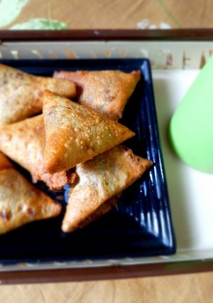 A picture of Leftover Roti Samosa.