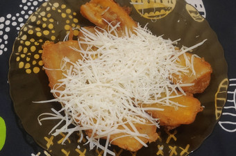 Resep Pisang Goreng Crispy Topping Keju Irit Anti Gagal