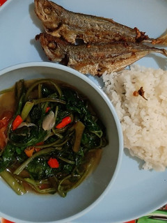 Foto resep Ikan Goreng, Tumis Kangkung