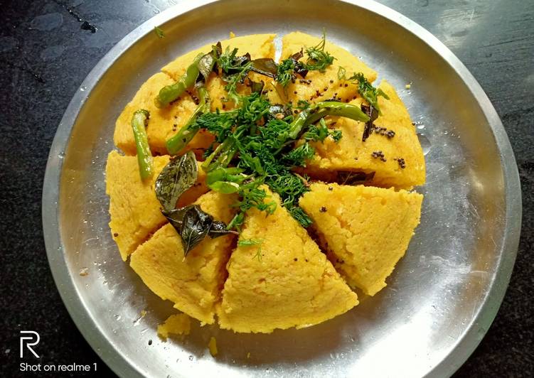 Easiest Way to Make Speedy Dhokla in Microwave