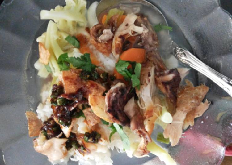 Langkah Mudah untuk Membuat Sop sayuran ceria, Lezat Sekali