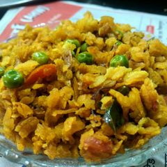 A picture of Matar Poha.