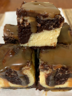 Foto resep Brownies cheesecake salted caramel
