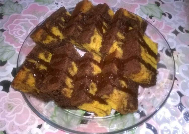Choco pineapple marble cake