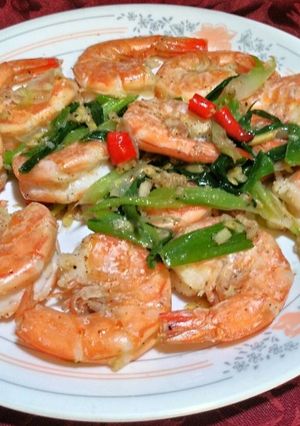 薑葱蒜炒大蝦 的食譜成品照片