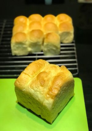 Foto resep Roti Tawar & Roti Sobek, tanpa Susu dan Telur, Resep Nikmatul Rosidah