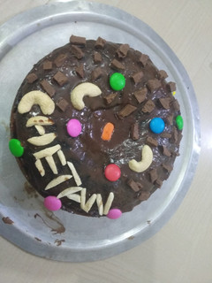 કેક (cake recipe in gujarati) રેસીપી મુખ્ય ફોટો