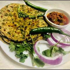 A picture of Multigrain spinach onion paratha.