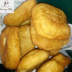 A picture of Semo garlic bread.
