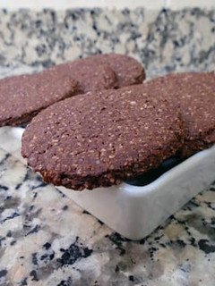Una foto de Galletas de avena, cacao y aceite de coco