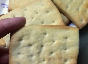 Una foto de GALLETITAS DE AGUA 🍪🍪🍪