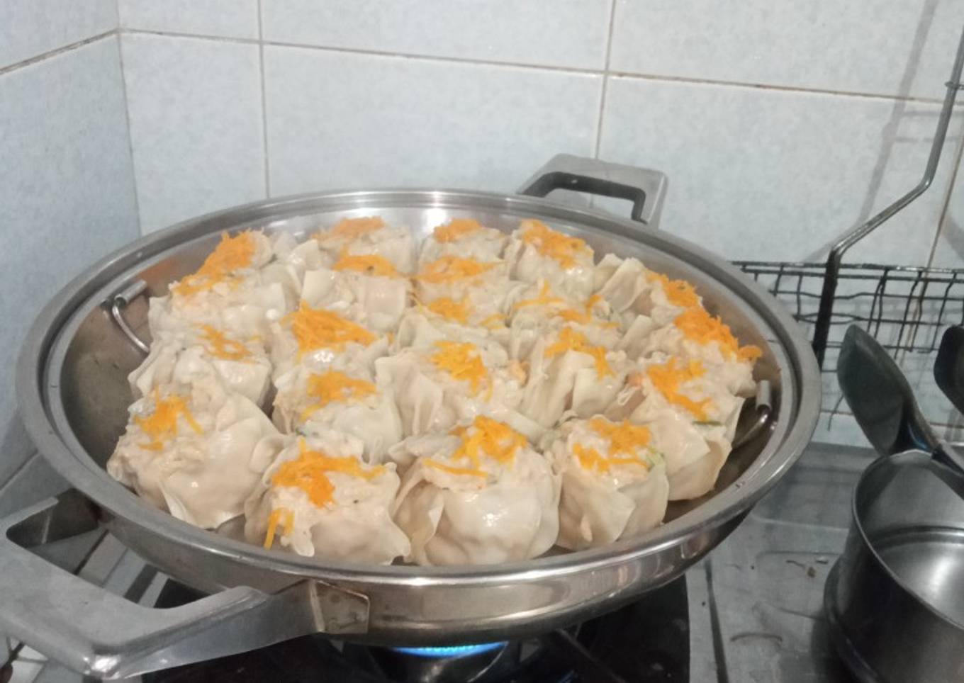Dimsum (siomay ayam udang)