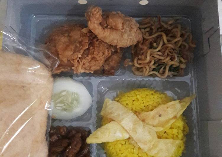 Nasi kuning utk ultah,dll