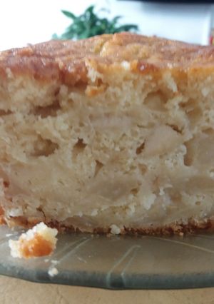 Una foto de Budín de pera con un touch de naranja. Fácil y fresco!