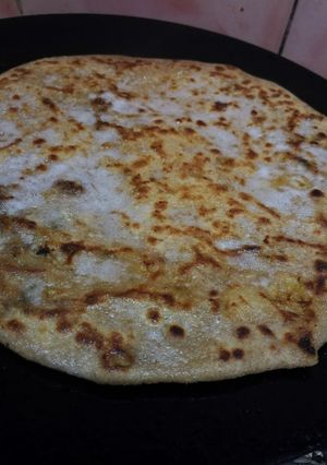 A picture of Gobi ka pratha.