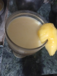A picture of Mango shake.